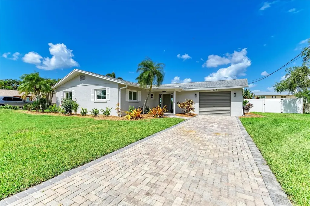 4412 Dolphin Lane Palmetto FL 34221