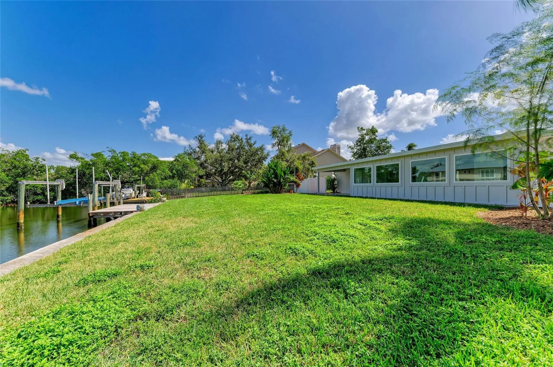 4412 Dolphin Lane Palmetto FL 34221
