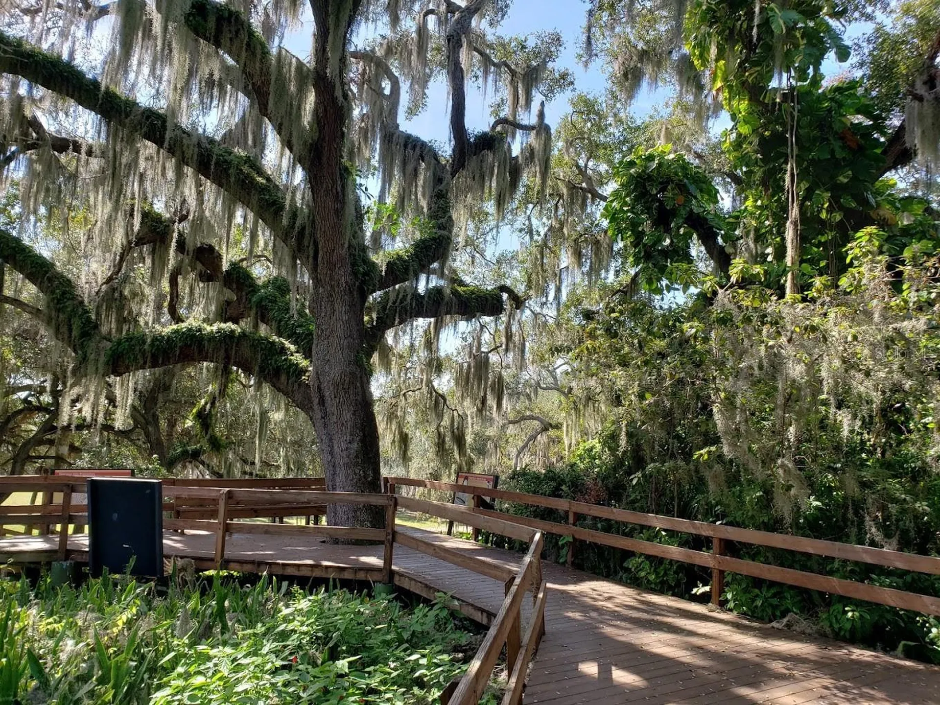4412 Dolphin Lane Palmetto FL 34221