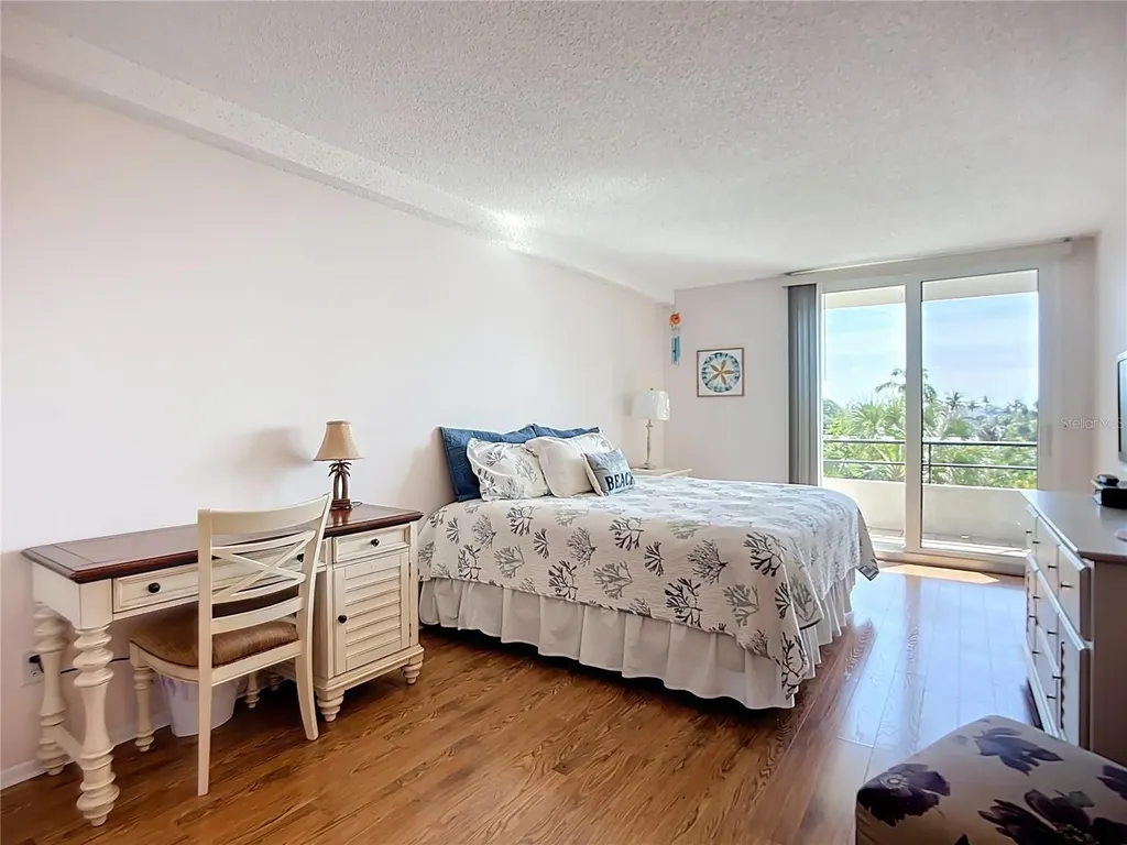 6415 Midnight Pass Road Sarasota FL 34242
