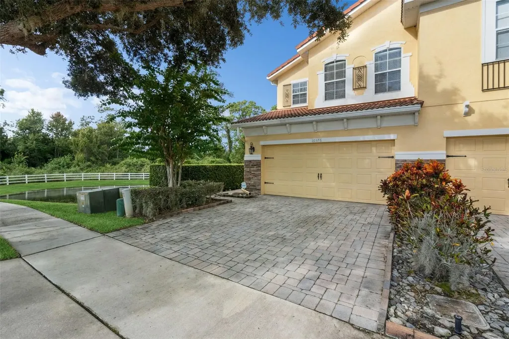 10376 Fallsgrove Street Orlando FL 32836