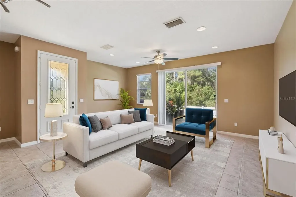 10376 Fallsgrove Street Orlando FL 32836