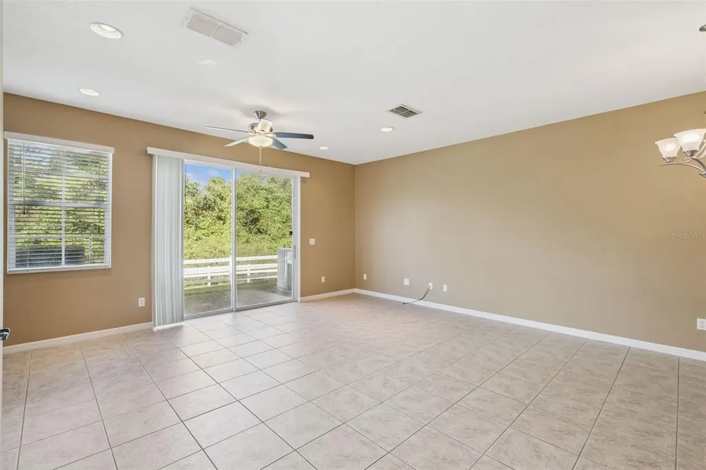 10376 Fallsgrove Street Orlando FL 32836