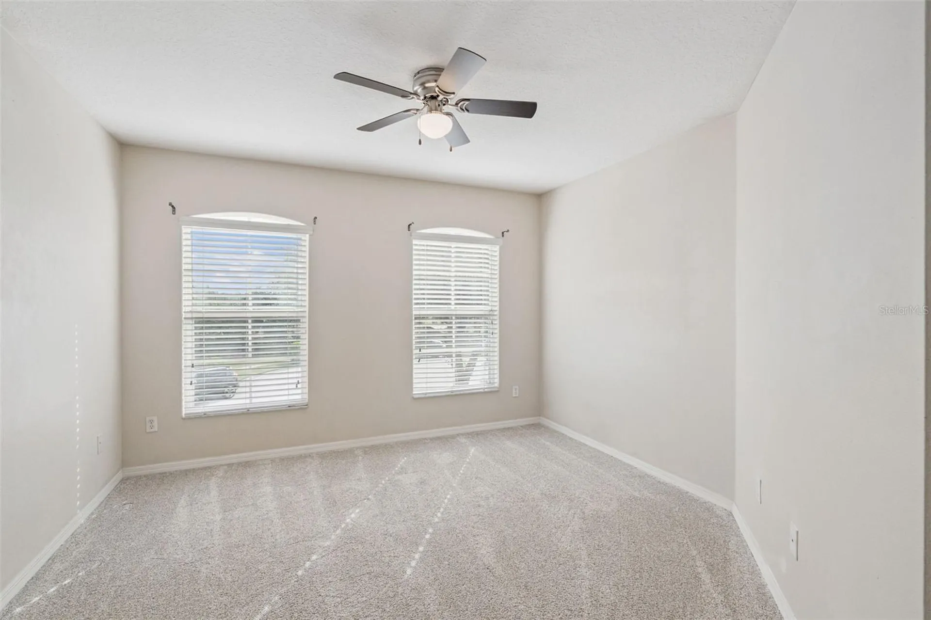 10376 Fallsgrove Street Orlando FL 32836