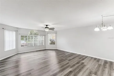 2442 Sweetwater Club Circle Kissimmee FL 34746