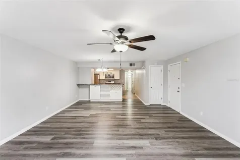 2442 Sweetwater Club Circle Kissimmee FL 34746