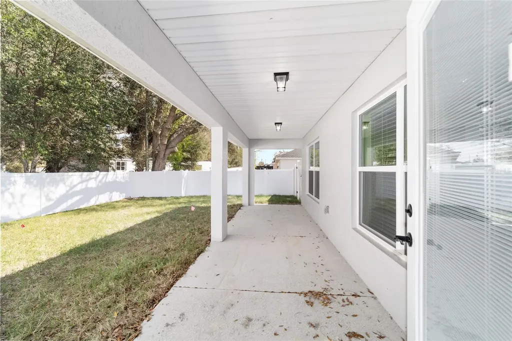 1769 NE 161st Place Citra FL 32113