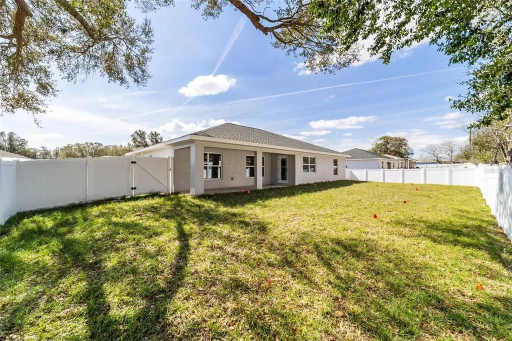 1769 NE 161st Place Citra FL 32113