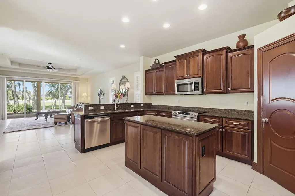 41 Kingfisher Lane Palm Coast FL 32137