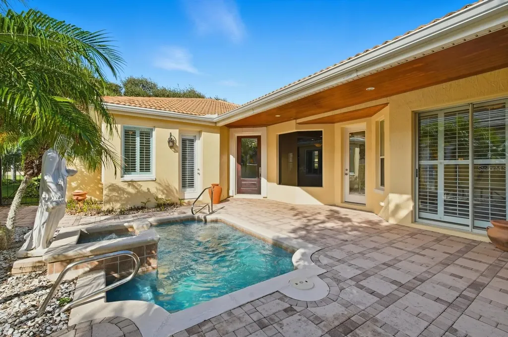 41 Kingfisher Lane Palm Coast FL 32137