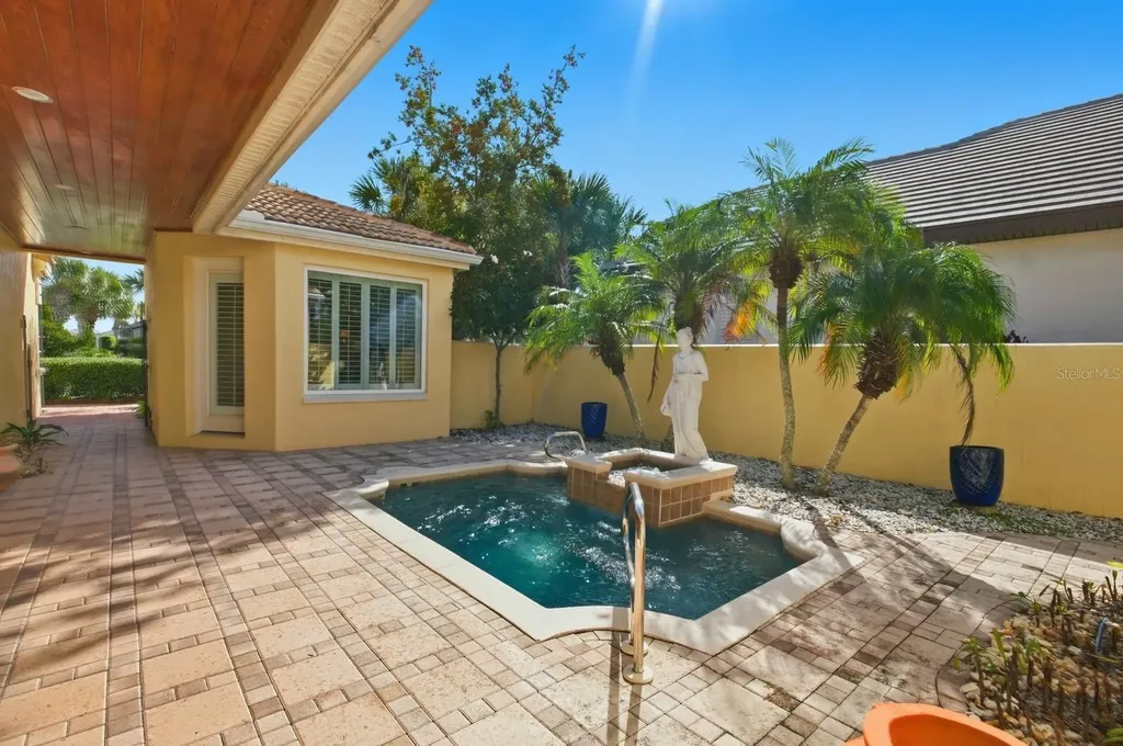 41 Kingfisher Lane Palm Coast FL 32137