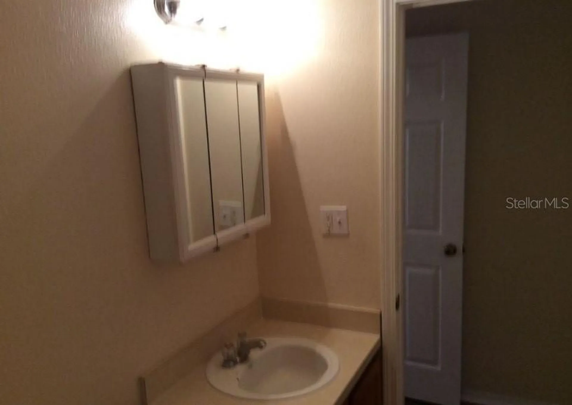 5816 Congress Street New Port Richey FL 34653