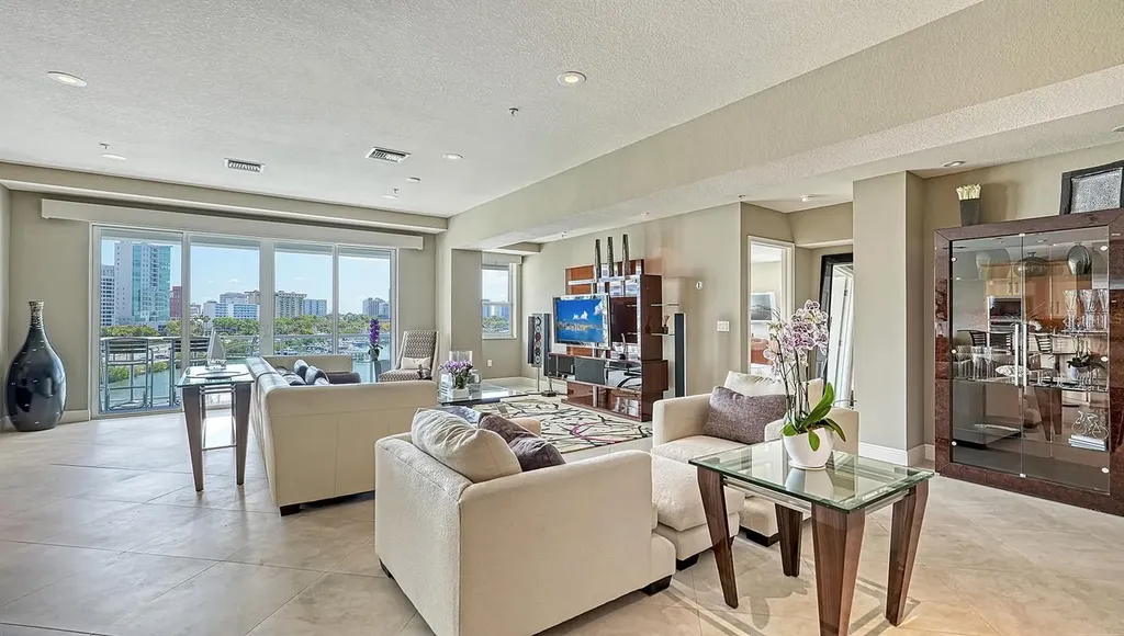 650 Golden Gate Point Sarasota FL 34236