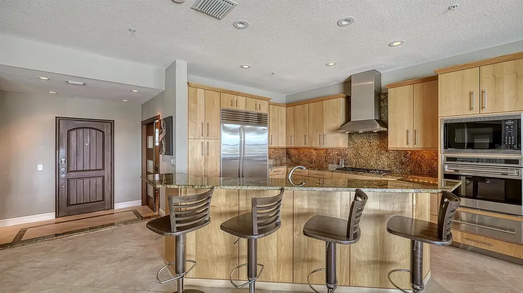 650 Golden Gate Point Sarasota FL 34236