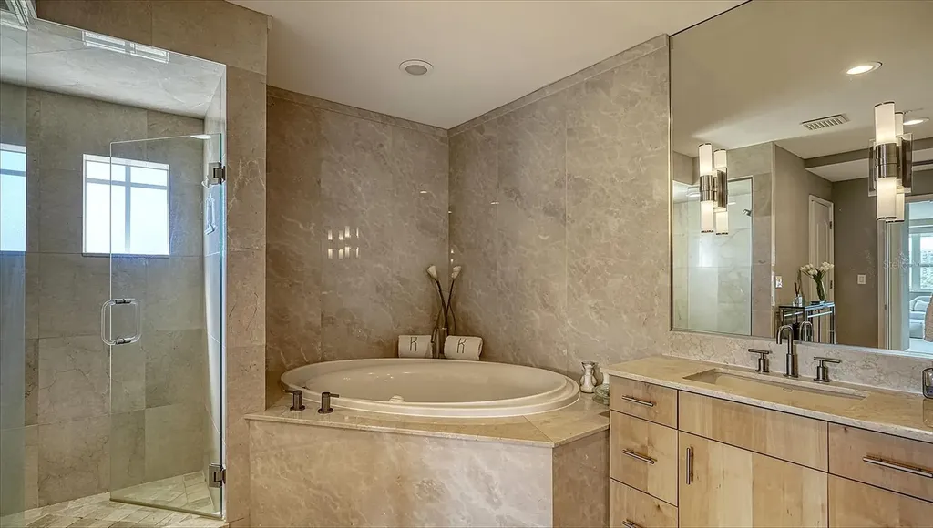 650 Golden Gate Point Sarasota FL 34236