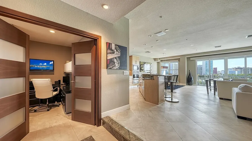 650 Golden Gate Point Sarasota FL 34236