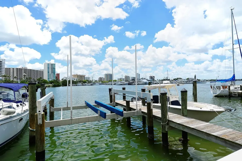 650 Golden Gate Point Sarasota FL 34236