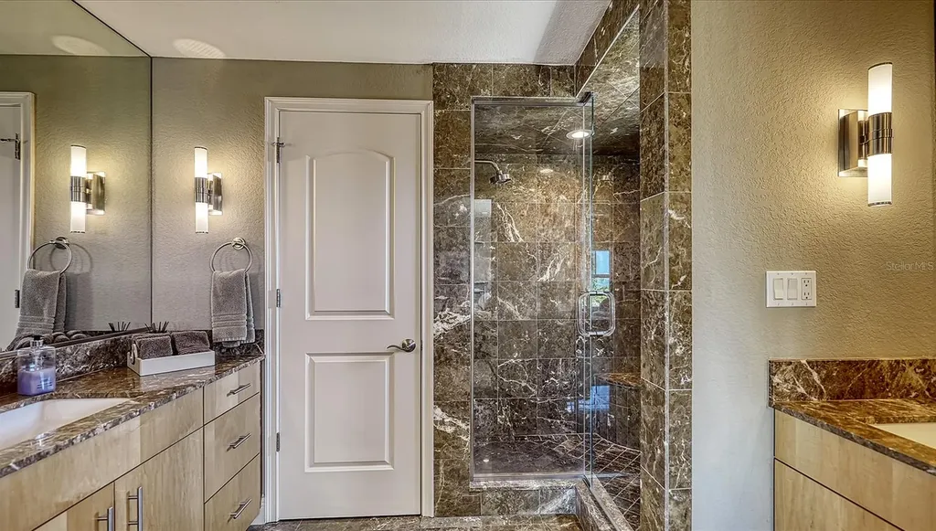 650 Golden Gate Point Sarasota FL 34236