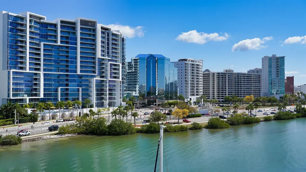 650 Golden Gate Point Sarasota FL 34236