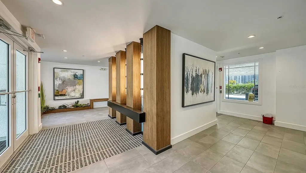 650 Golden Gate Point Sarasota FL 34236