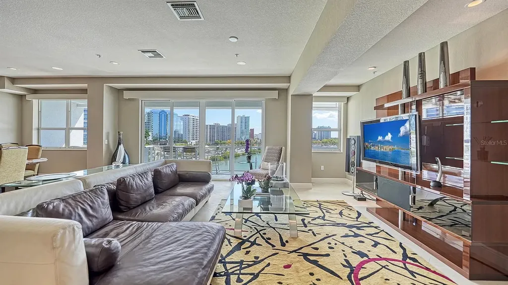 650 Golden Gate Point Sarasota FL 34236