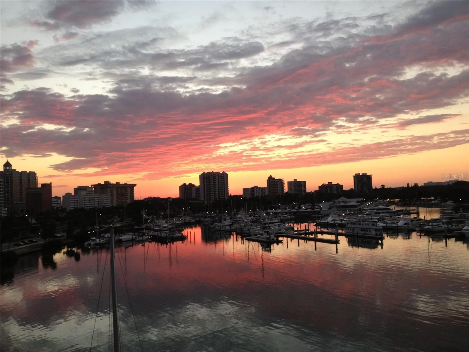 Sarasota FL, 650 Golden Gate Point, Unit 602