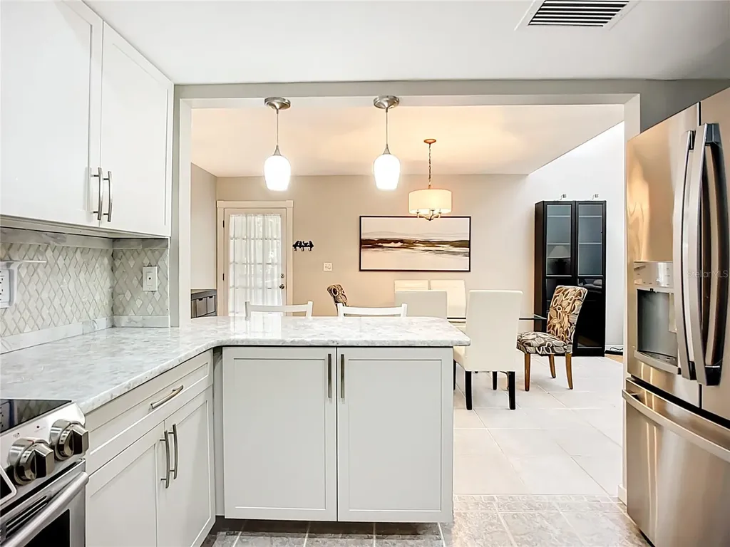 1623 Pelican Cove Road Sarasota FL 34231