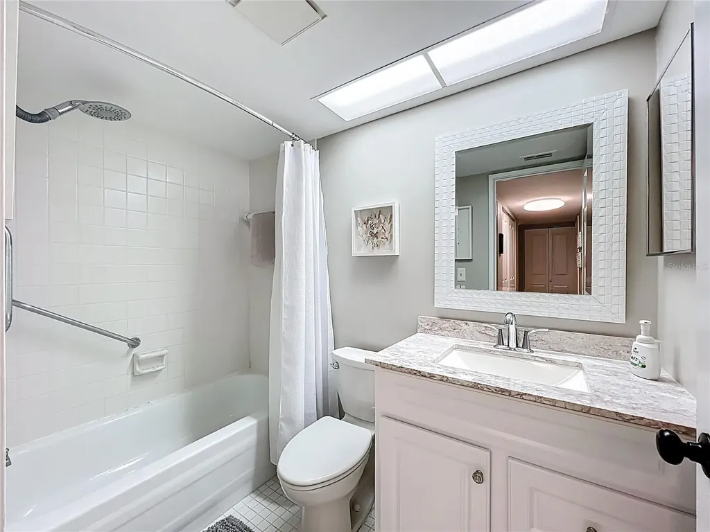 1623 Pelican Cove Road Sarasota FL 34231