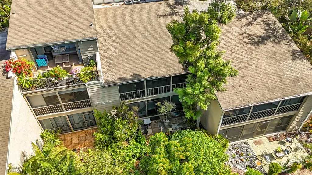 1623 Pelican Cove Road Sarasota FL 34231