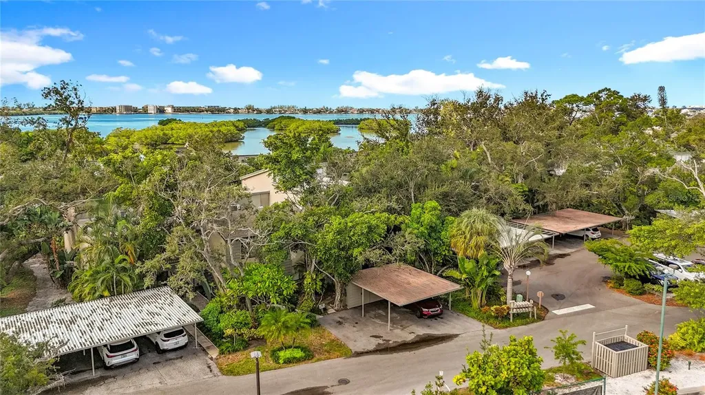 1623 Pelican Cove Road Sarasota FL 34231