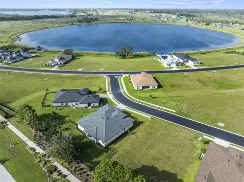 508 Blue Flag Drive Auburndale FL 33823