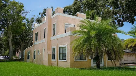 5400 Central Avenue St Petersburg FL 33707