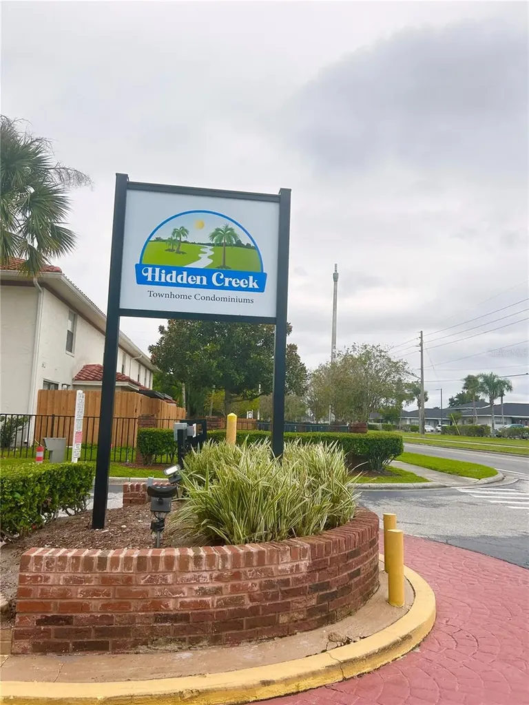 1701 Shady Ridge Court Orlando FL 32807