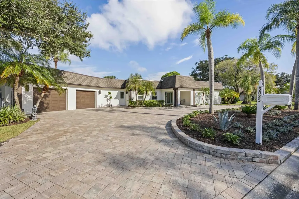 5025 Marsh Field Road Sarasota FL 34235
