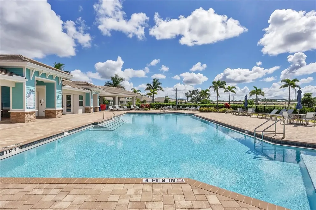 773 Ibiza Loop Venice FL 34292