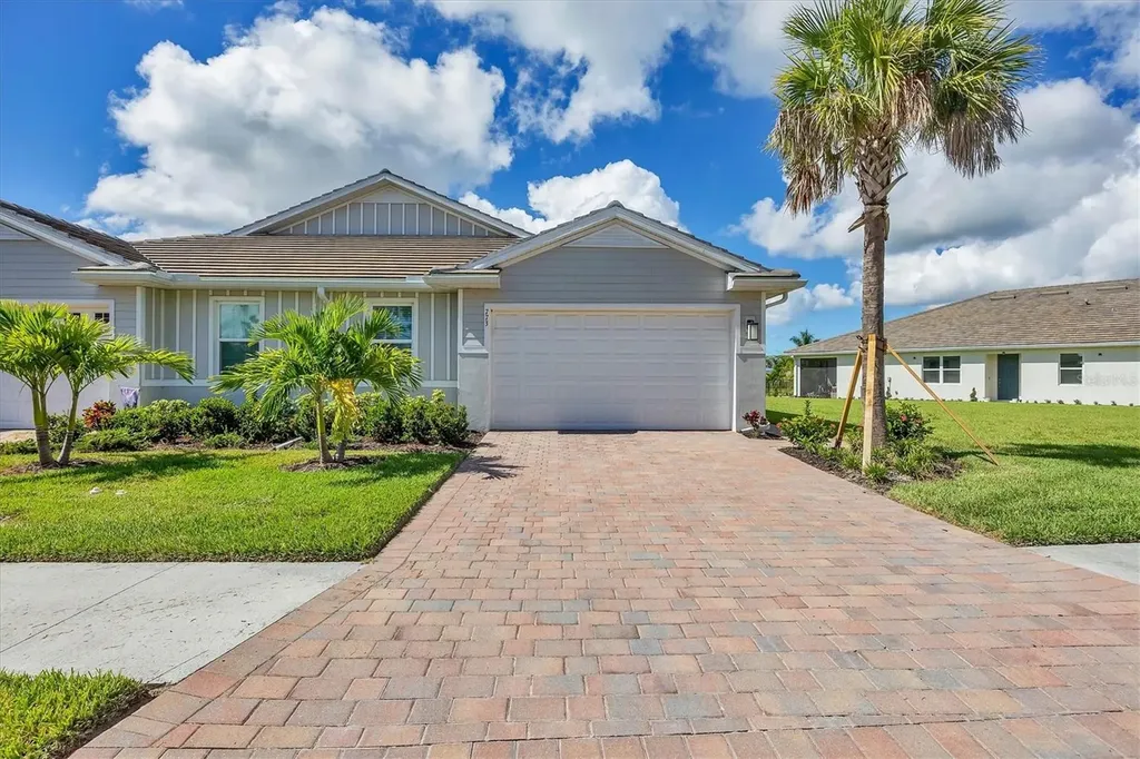 773 Ibiza Loop Venice FL 34292
