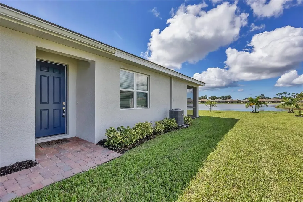 773 Ibiza Loop Venice FL 34292