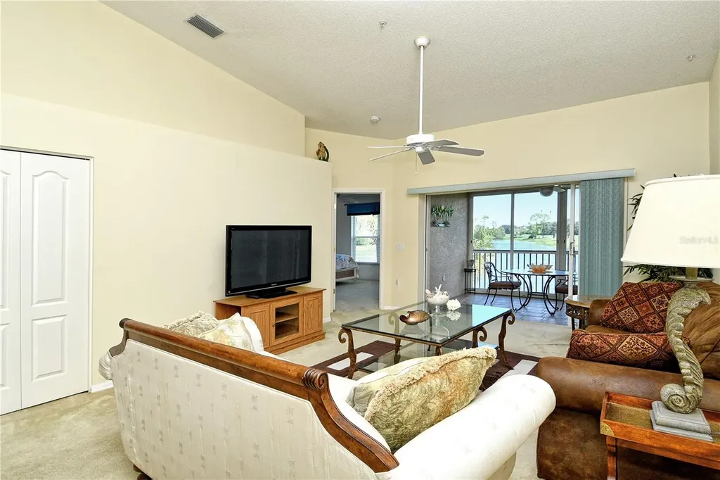 5271 Mahogany Run Avenue Sarasota FL 34241