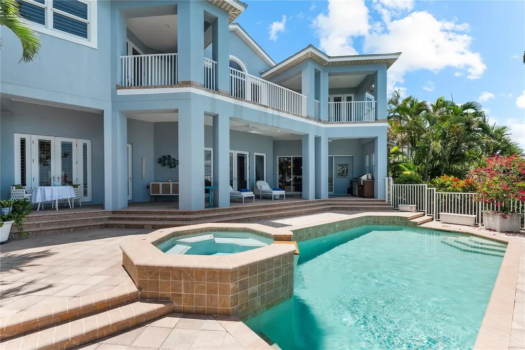 757 Hideaway Bay Drive Longboat Key FL 34228