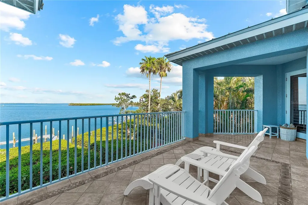 757 Hideaway Bay Drive Longboat Key FL 34228