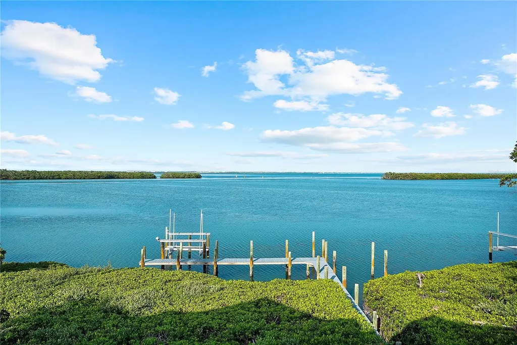 757 Hideaway Bay Drive Longboat Key FL 34228