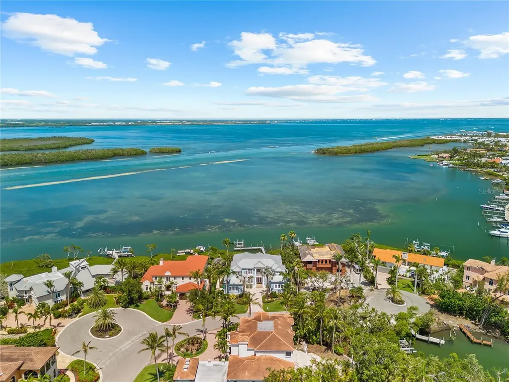 757 Hideaway Bay Drive Longboat Key FL 34228