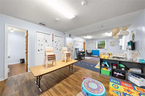 102 S Highland Street Bushnell FL 33513