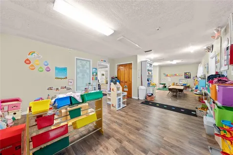 102 S Highland Street Bushnell FL 33513