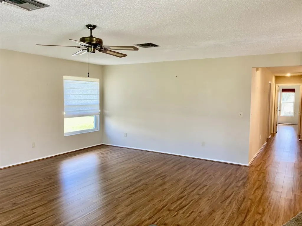 7302 9th Avenue W Bradenton FL 34209