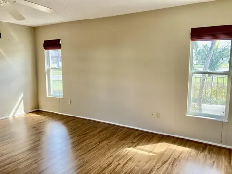 7302 9th Avenue W Bradenton FL 34209