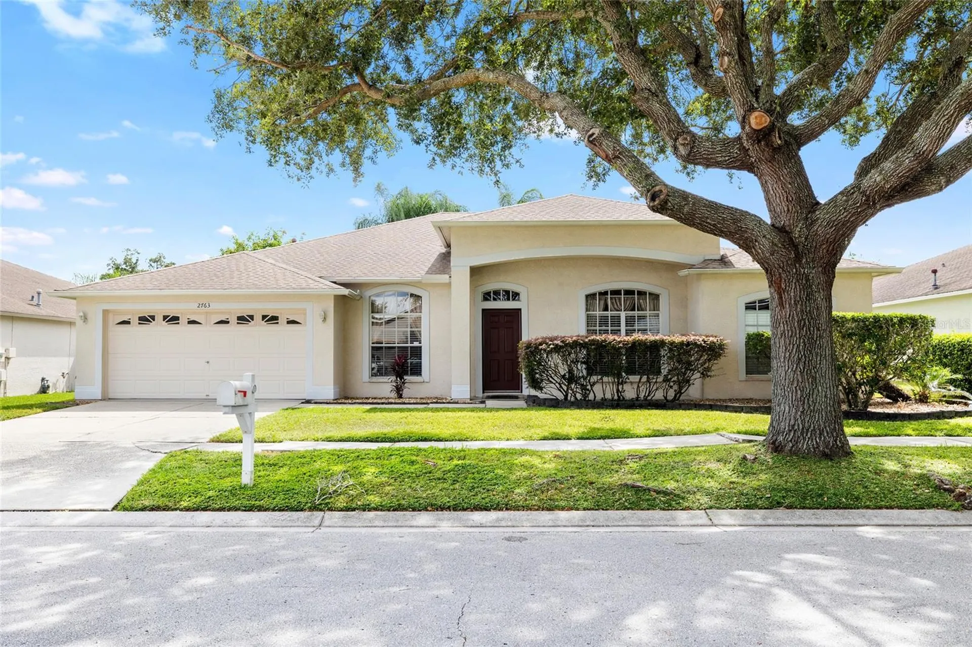 2763 Valencia Grove Drive Valrico FL 33596