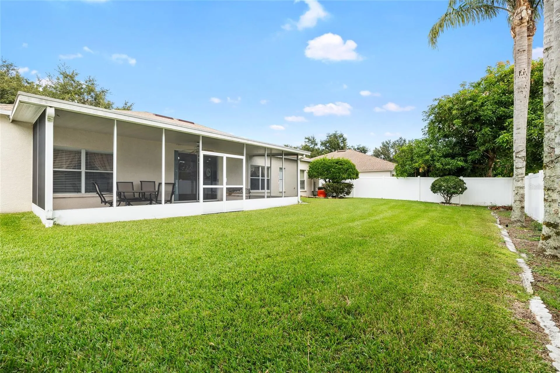 2763 Valencia Grove Drive Valrico FL 33596