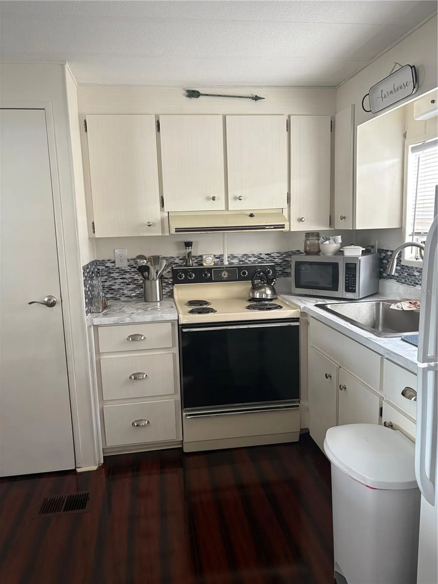 8300 Seminole Boulevard Seminole FL 33772