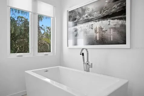 720 16th Avenue NE St Petersburg FL 33704